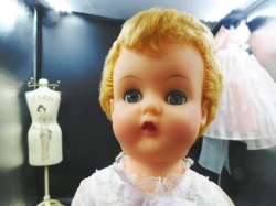 1950s 14 in vinyl face
